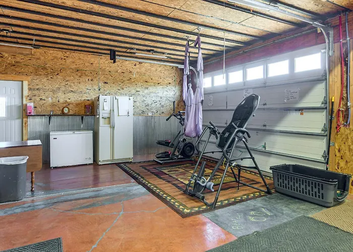 5 Mi To Lake: Secluded Retreat W/ Sauna! Holiday home *
