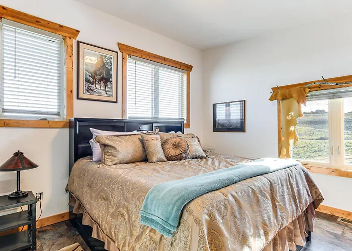 5 Mi To Lake: Secluded Retreat W/ Sauna! *