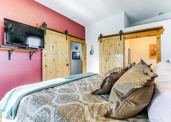 5 Mi To Lake: Secluded Retreat W/ Sauna! Pinedale