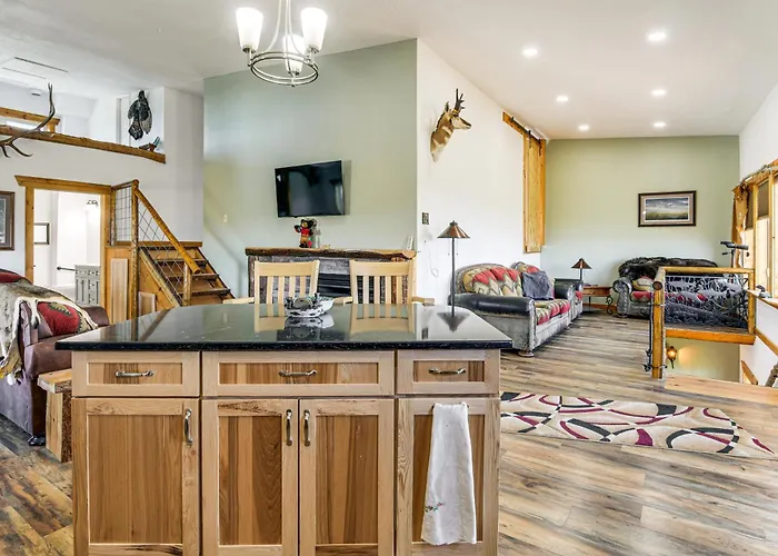 Holiday home 5 Mi To Lake: Secluded Retreat W/ Sauna! Pinedale